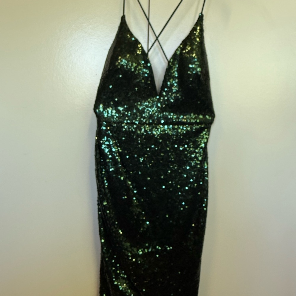 New Green Sequined dress - small/ medium - prom, Vegas, st Patrick’s day, Dolly